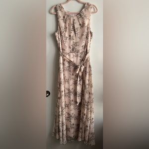 Woman’s Chetta B Dress